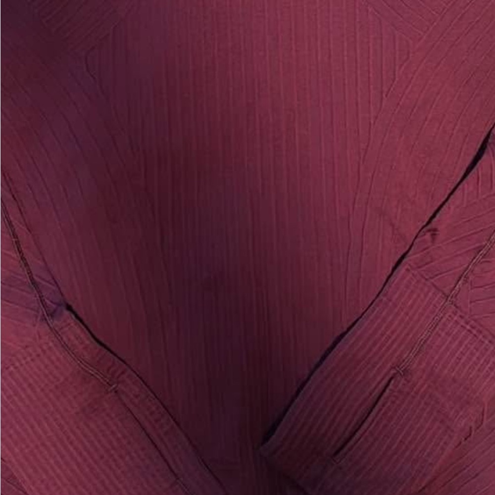 Lululemon Rest Less pullover. Size 6 - Picture 3 of 4